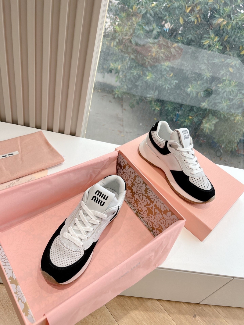 Miu Miu Casual Shoes